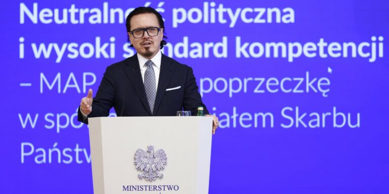 Szef resortu aktywów za konkursem. Kolejne roszady w firmach państwowych. 12