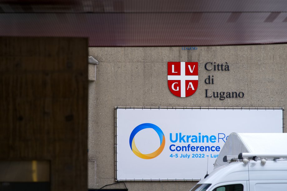 Pierwsza konferencja o odbudowie Ukrainy odbyła się w szwajcarskim Lugano w 2022 r.