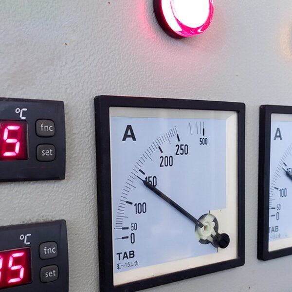 Koszty prądu. Czy więcej przedsiębiorstw uzyska zabezpieczenie?