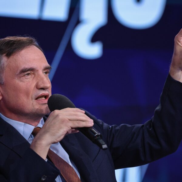 Zatajona węgierska ochrona Ziobry: Powód? Aresztowanie.