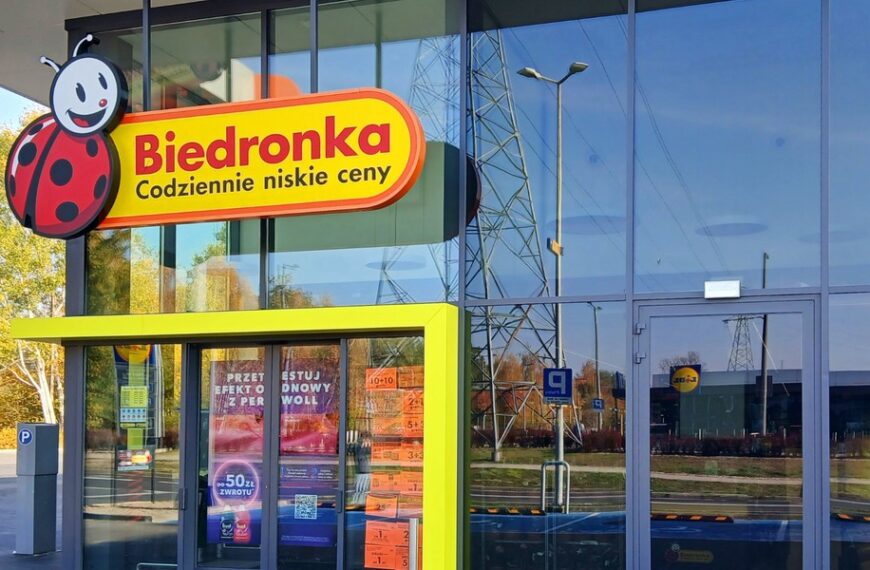 Biedronka zwabi klientów. Obejście regulacji da zyski.