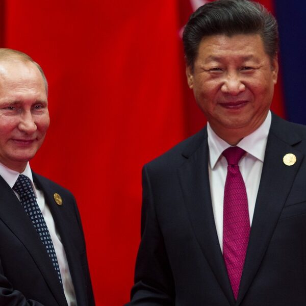 Rekordowa kooperacja chińsko-rosyjska. Zachód wyraża zaniepokojenie.