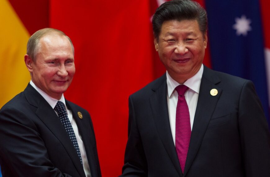 Rekordowa kooperacja chińsko-rosyjska. Zachód wyraża zaniepokojenie.