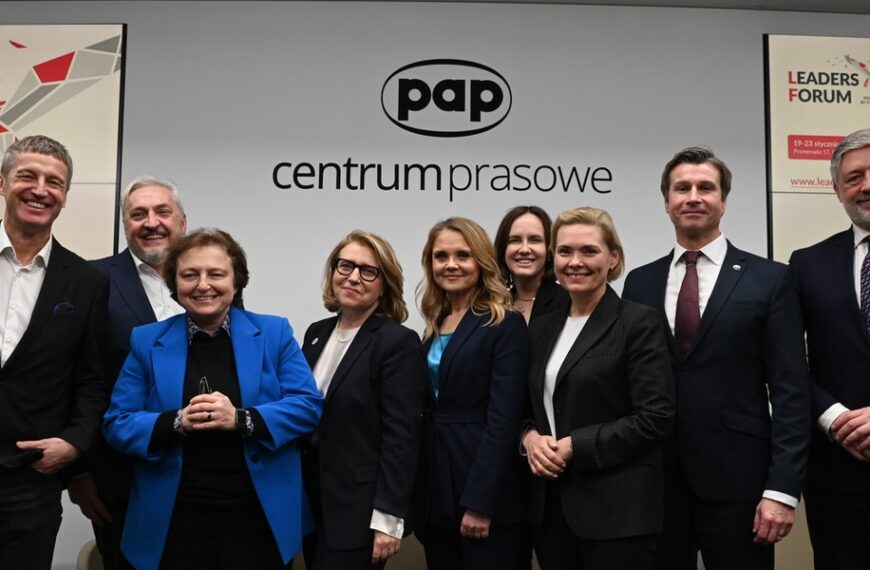 Światowe turbulencje, więzi z Ameryką i zatrudnienie jutra. Polska gospodarzem&hellip;