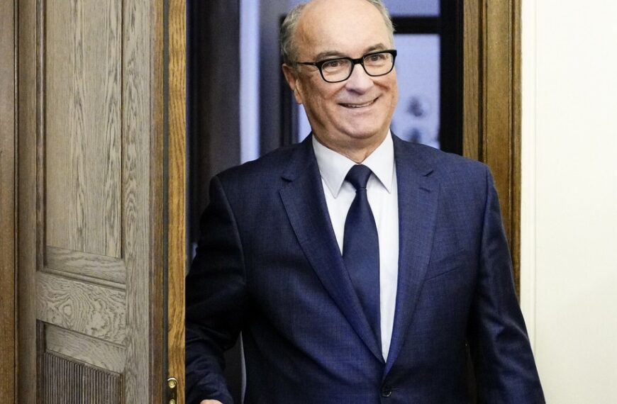 Rosjanka-enigma w firmie Czarzastego. Prawdopodobne powiązania z putinowskim reżimem.