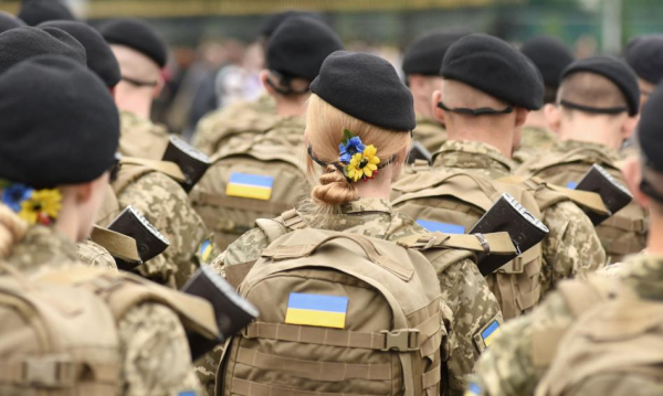 Polskie życie 27 Aresztowano szefa logistyki lotnictwa za przekręty.