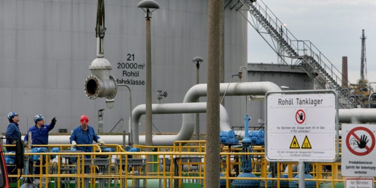 Niemieckiej firmie grożą restrykcje. Władze prowadzą rozmowy z USA. 12