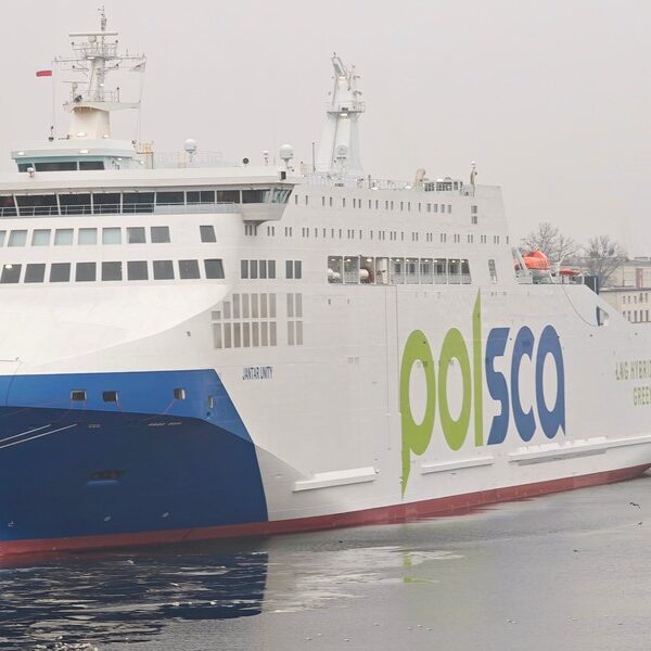 Polska Przeprawa Promowa: Klienci i Statystyki Firmy