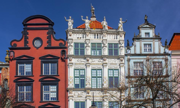 Złota Kamienica bez kupca w sercu miasta