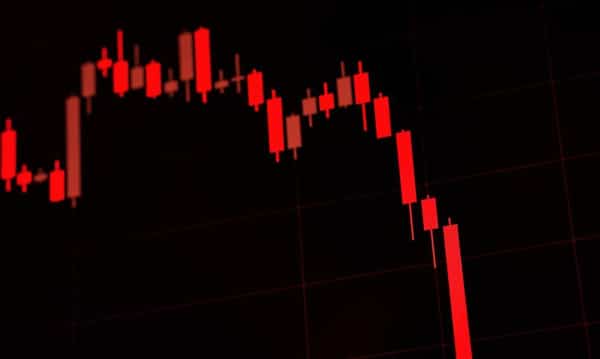 KGHM zaliczył gwałtowny spadek na starcie sesji. Zniżki na giełdach,&hellip;