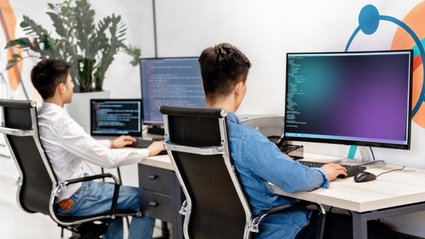 AI nie zastąpi programistów. Zmieni jednak to, kto będzie naprawdę potrzebny w IT