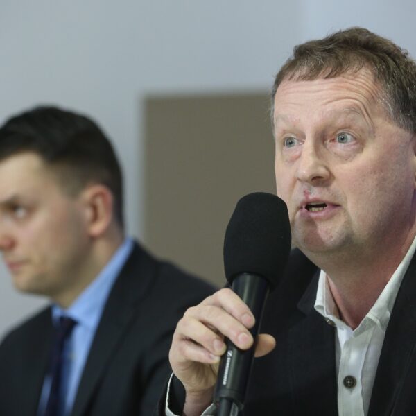 Robert Raczyński: Podrobione zapisy i domniemana akcja służb. Śledztwo prokuratury