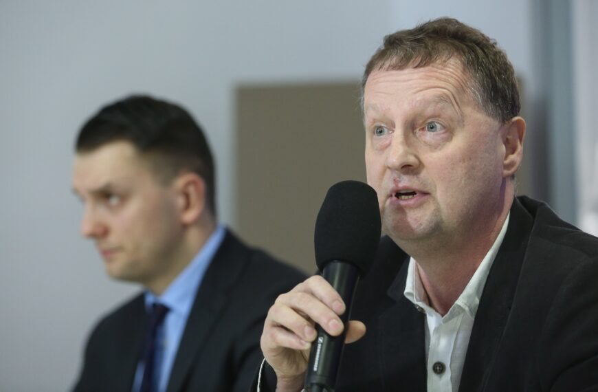 Robert Raczyński: Podrobione zapisy i domniemana akcja służb. Śledztwo prokuratury