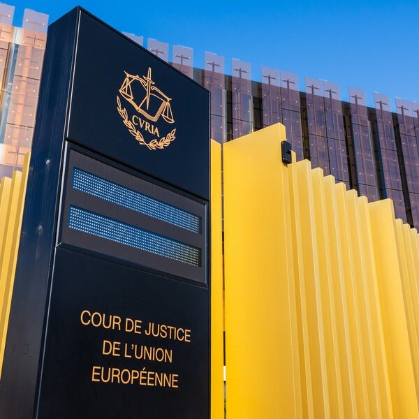 Rosyjscy przedsiębiorcy usiłowali uwolnić aktywa. Orzeczenie Trybunału Sprawiedliwości UE.