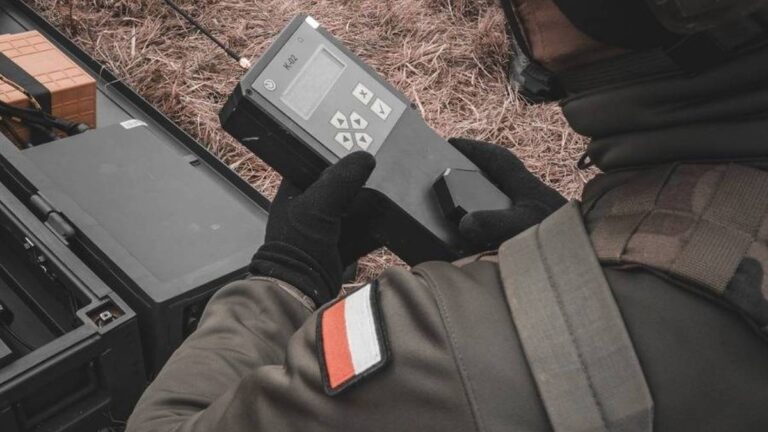 "Niedługo to ujrzy światło dzienne." Wiceprzewodniczący o planie dot. SAFE. 11