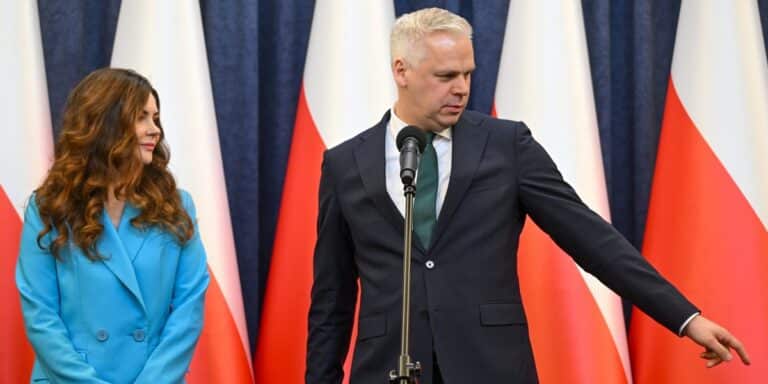 Orlenowskie marże i drogie paliwa. Otoczenie głowy państwa wzywa URE do niezwłocznej kontroli. 33 Orlenowskie marże i drogie paliwa. Otoczenie głowy państwa wzywa URE do niezwłocznej kontroli. 7