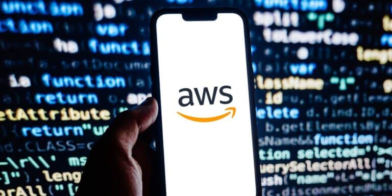 Ogień w serwerowni Amazon Web Services w Dubaju. Zakłócenia po incydentach. 1 Ogień w serwerowni Amazon Web Services w Dubaju. Zakłócenia po incydentach. 1