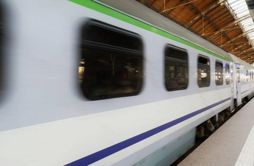 Utracił tajne plany w polskim pociągu. Amerykański generał pod wpływem alkoholu.