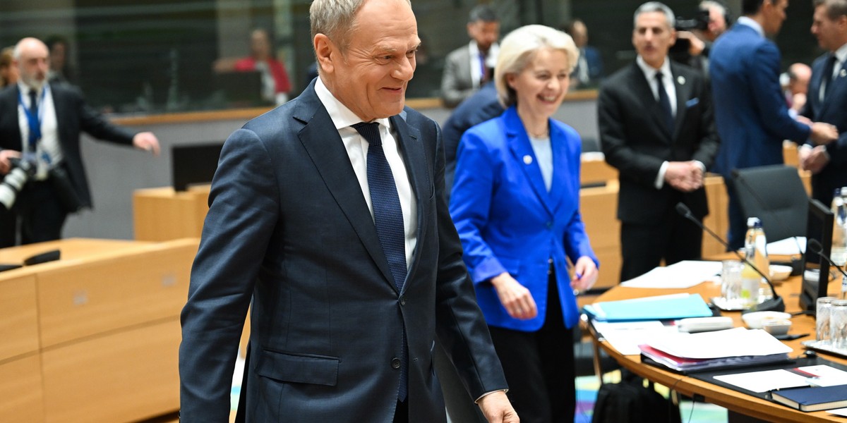 Premier RP Donald Tusk i przewodnicząca Komisji Europejskiej Ursula Von der Leyen przed rozpoczęciem posiedzenia Rady Europejskiej w Brukseli, marzec 2026. ETS był kluczowym tematem szczytu