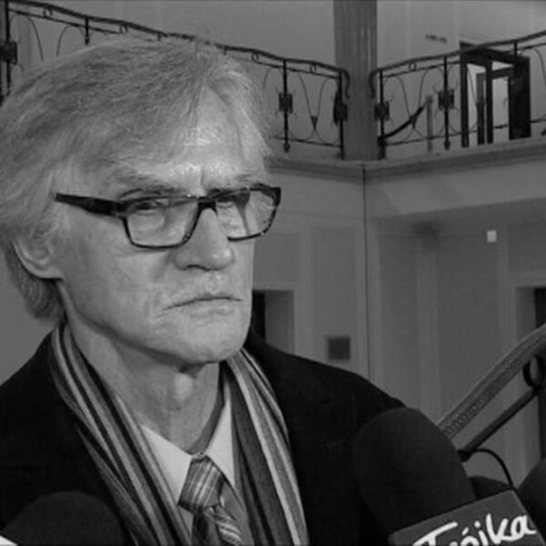 Polskie życie 51 Kazimierz Nowaczyk odszedł. Kierował zespołem ds. Smoleńska.