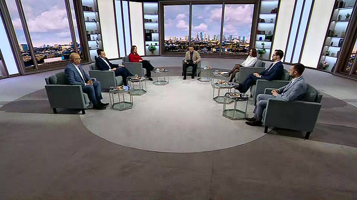 Burzliwa debata w programie "Śniadanie Rymanowskiego". Politycy rozmawiają o rządowym cięciu cen paliw. 3