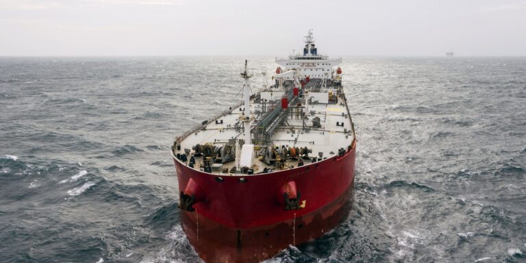 Amerykańskie tankowce niespodziewanie modyfikują trasy. Kryzys naftowy w Europie? 9