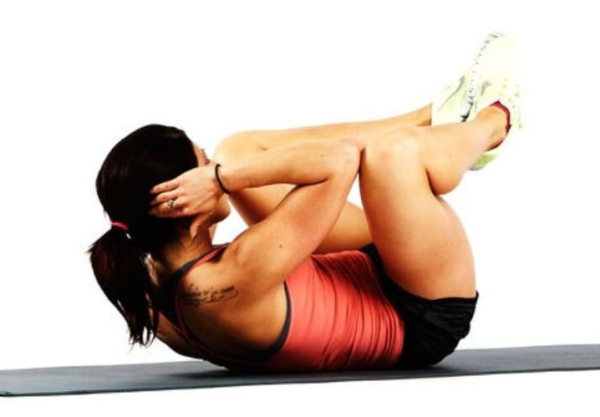 Jakie ćwiczenia wzmacniają mięśnie brzucha?