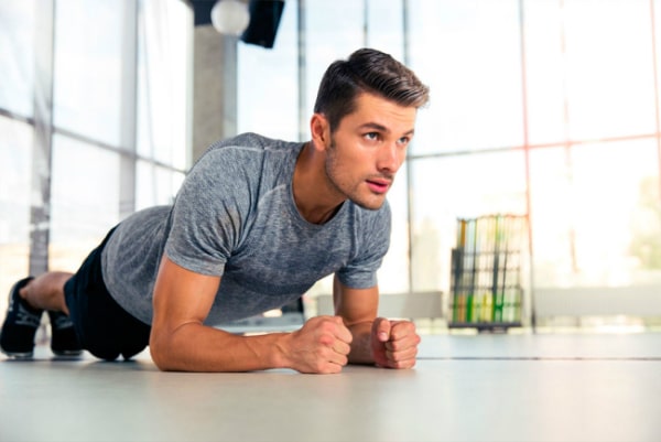 Idealny domowy plan ćwiczeń z masą własnego ciała 11