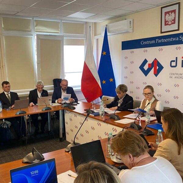 Polskie życie 49 Pensje lekarzy i decyzja resortu zdrowia. Kiedy wzrost płac?