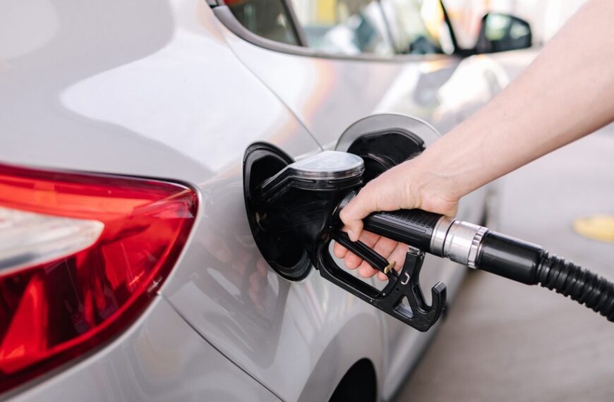 Orlen drastycznie podwyższa opłaty. Cena oleju napędowego może przekroczyć 8&hellip;