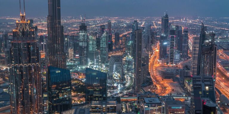 Irański szantaż wobec banków. Dubajskie biura w panice się wynoszą. 4