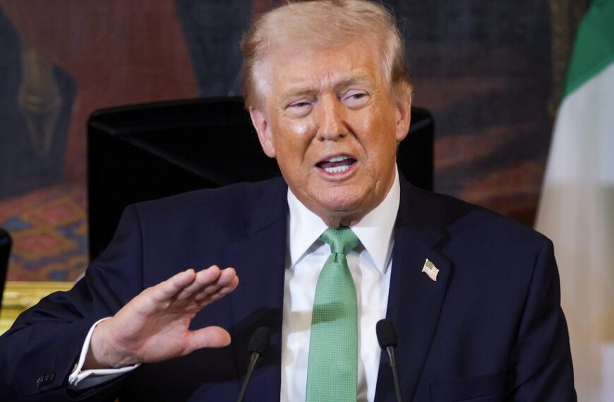 Trump sugeruje ustąpienie od interwencji militarnej w Iranie. Ropa tanieje po podwyżkach.