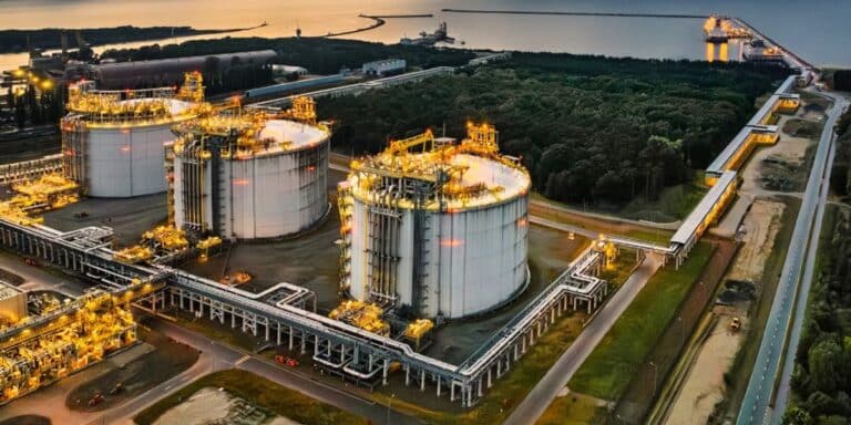 Polska a ewentualny problem z paliwami? Analitycy i firmy wyjaśniają realia. 11