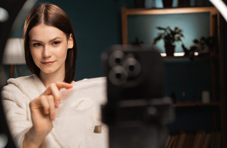 Włosi przyglądają się znanemu łańcuchowi sklepów. Powodem reklamy adresowane do&hellip;