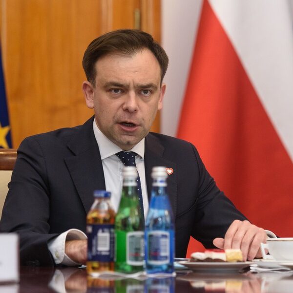 Polskie życie 50 Państwowy dług publiczny wzrasta w zastraszającym tempie.