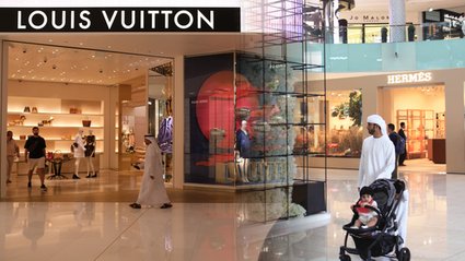 Wojna na Bliskim Wschodzie uderza w rynek dóbr luksusowych. LVMH, Hermès i Ferrari tracą miliardy