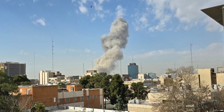 USA i Izrael zaatakowały Iran. Liczne eksplozje w Teheranie 13