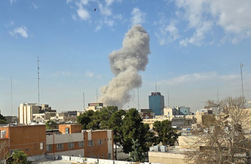 Polskie życie 43 USA i Izrael zaatakowały Iran. Liczne eksplozje w Teheranie