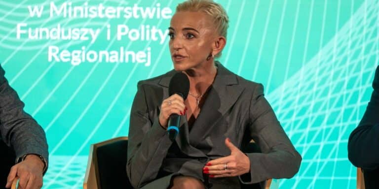 Obrona i Bezpieczeństwo: Fundusz UE na horyzoncie. Komentarz Marty Postuły. 37 Obrona i Bezpieczeństwo: Fundusz UE na horyzoncie. Komentarz Marty Postuły. 8