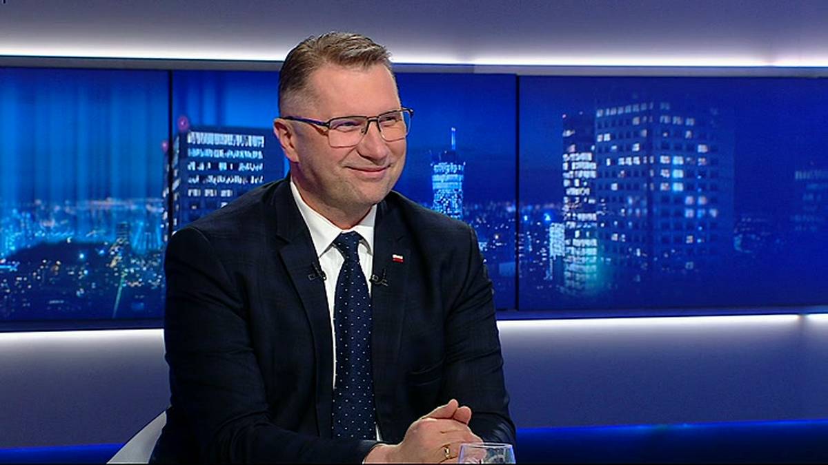 Osiemnaście pojazdów zjechało na miejsce. Twierdzili, że ruszają na grzybobranie, jednak policja w to zwątpiła. 2