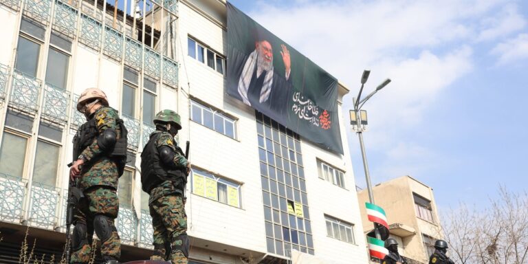 Polaków zdania różne co do lokowania kapitału w kruszec podczas konfliktu w Iranie. 1