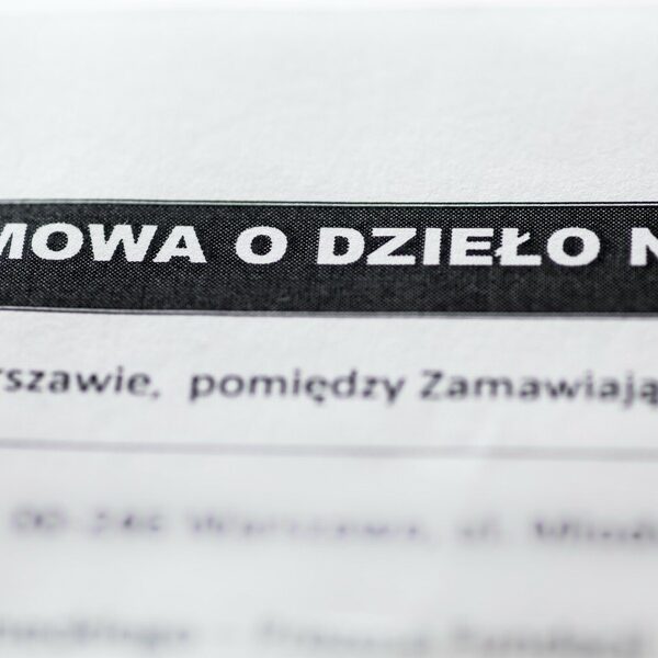 Spadek popularności umów o dzieło w Polsce. Przedsiębiorstwa preferują alternatywne&hellip;