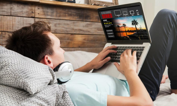 Nielegalne streamy wysysają miliardy. Świat traci majątek przez piractwo.