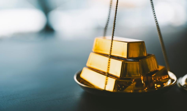 Agresywne obniżki cen srebra i złota. Przyczyna: Działania Rezerwy Federalnej&hellip;