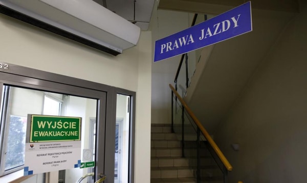 Polskie życie 48 Sztuczna inteligencja wspiera polską administrację. Czy to kres żmudnych obowiązków…