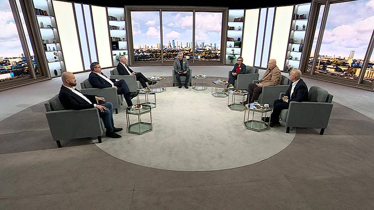 CBA w resorcie. "Zabezpieczają akta" 2