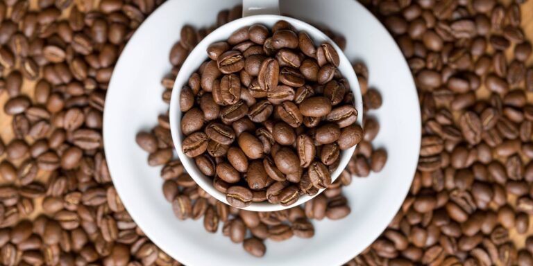 Oszukana kawa: ciężko odróżnić. Czym fałszerze zastępują autentyk? 1 Oszukana kawa: ciężko odróżnić. Czym fałszerze zastępują autentyk? 1