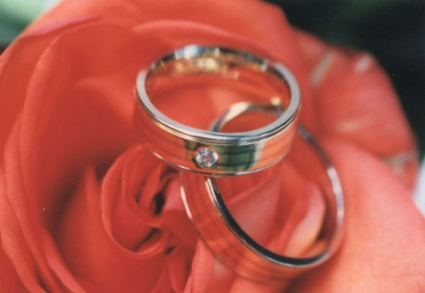 Jak wybrać obrączki ślubne?
