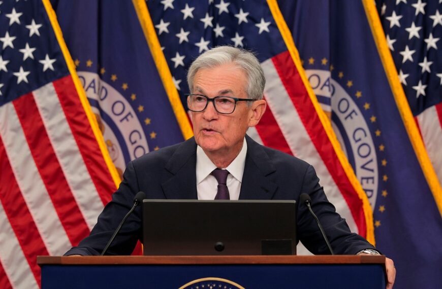 Nafta: Amerykańska gospodarka w niebezpieczeństwie? Alarmuje Fed.