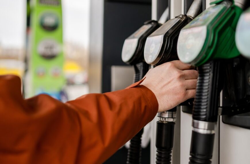 Fuel Prices This Friday: Energy Minister’s Call